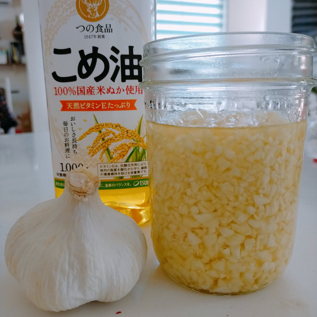 育てる調味料 | にんにくオイル漬け