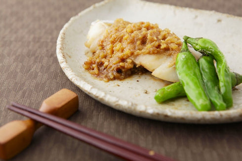 金の蔵 玄米麹の三倍生糀味噌(無添加&極低塩)